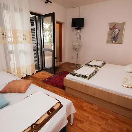 Ero Apartmán Podaca